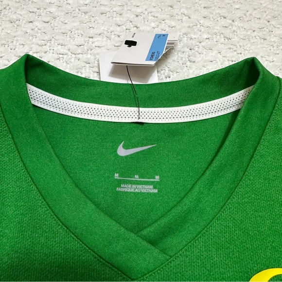 NWT Nike Oregon Ducks Sideline Long Sleeve V-Neck Tee Dri-Fit Shirt Women's M - Picture 7 of 7